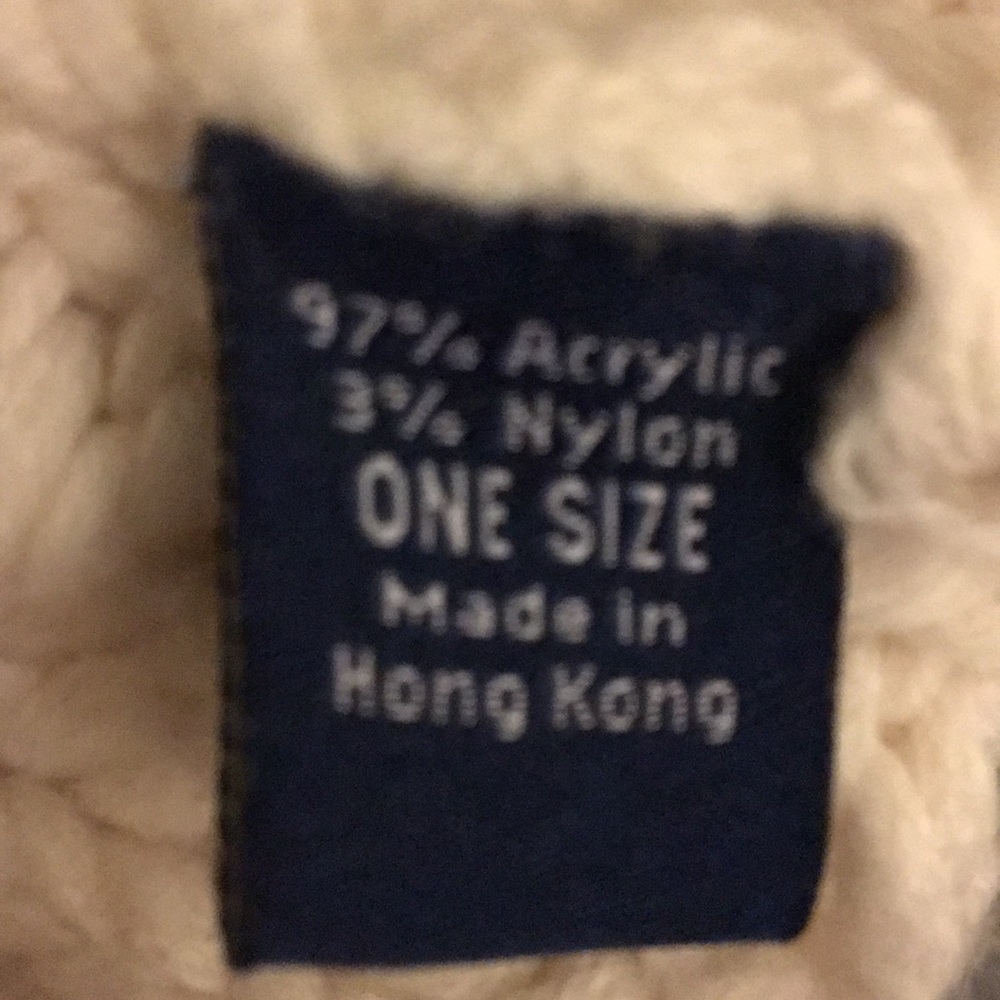 Hat - Picture 3 of 4
